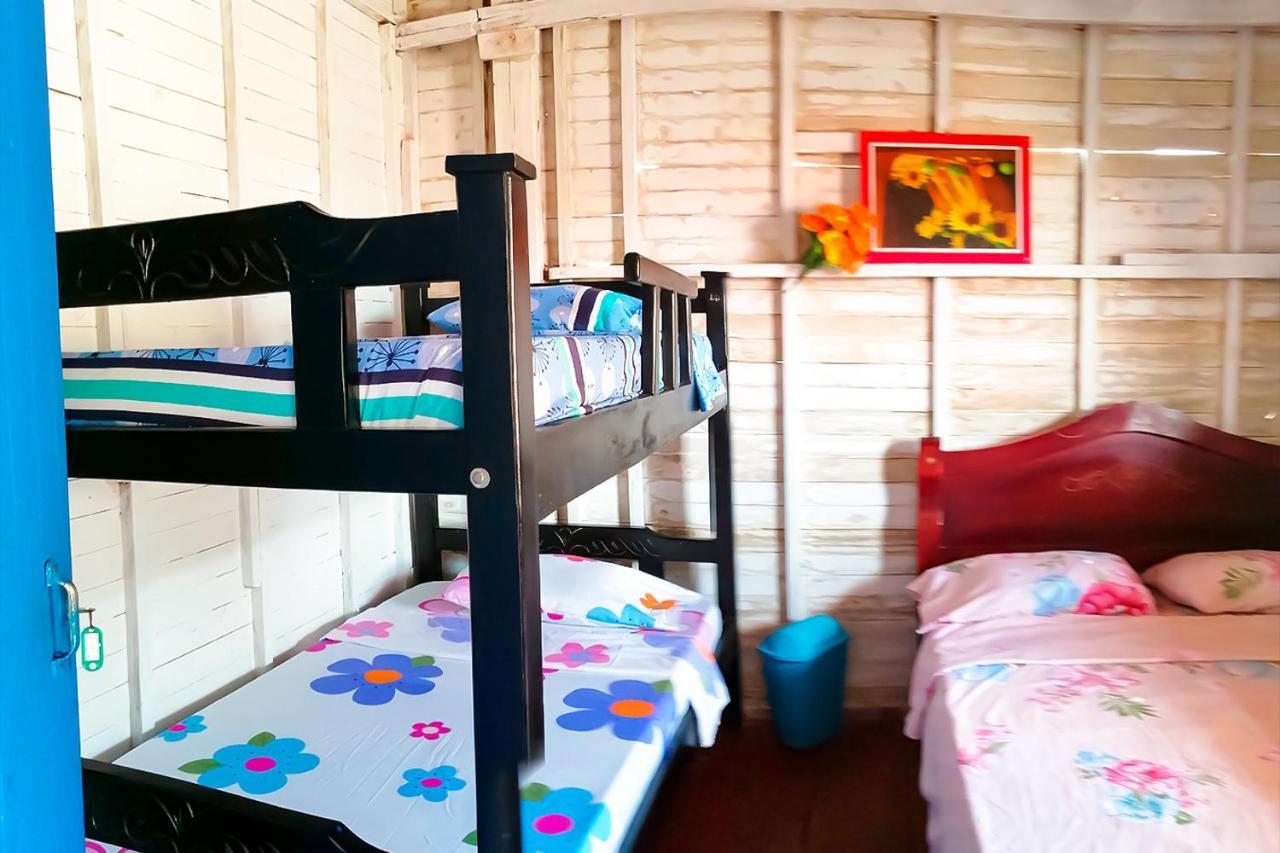 Puerto Caracol Isla Mucura Hotel Eksteriør billede